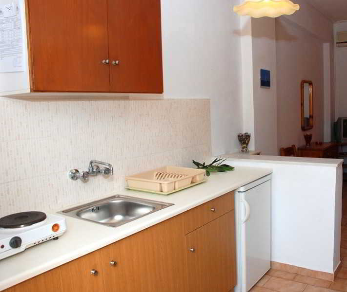 Eleni'S Garden & Castello Suites Αλυκανάς Εξωτερικό φωτογραφία