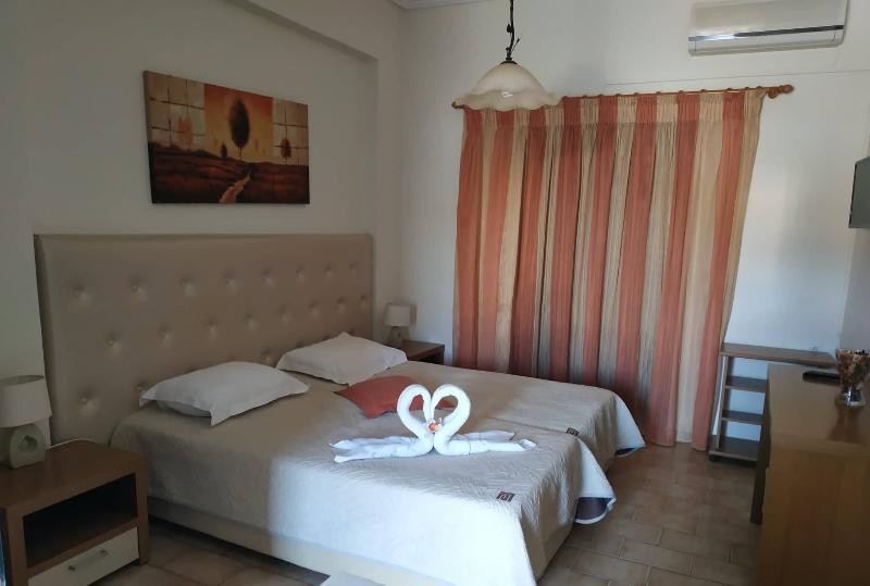 Eleni'S Garden & Castello Suites Αλυκανάς Εξωτερικό φωτογραφία