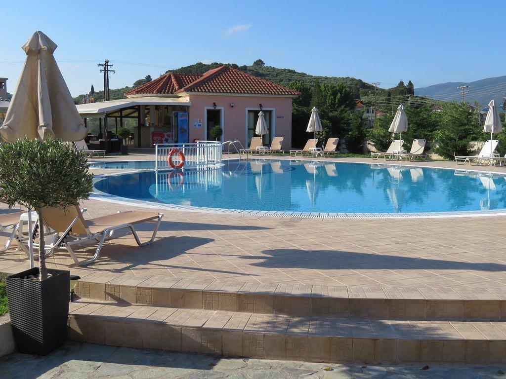 Eleni'S Garden & Castello Suites Αλυκανάς Εξωτερικό φωτογραφία