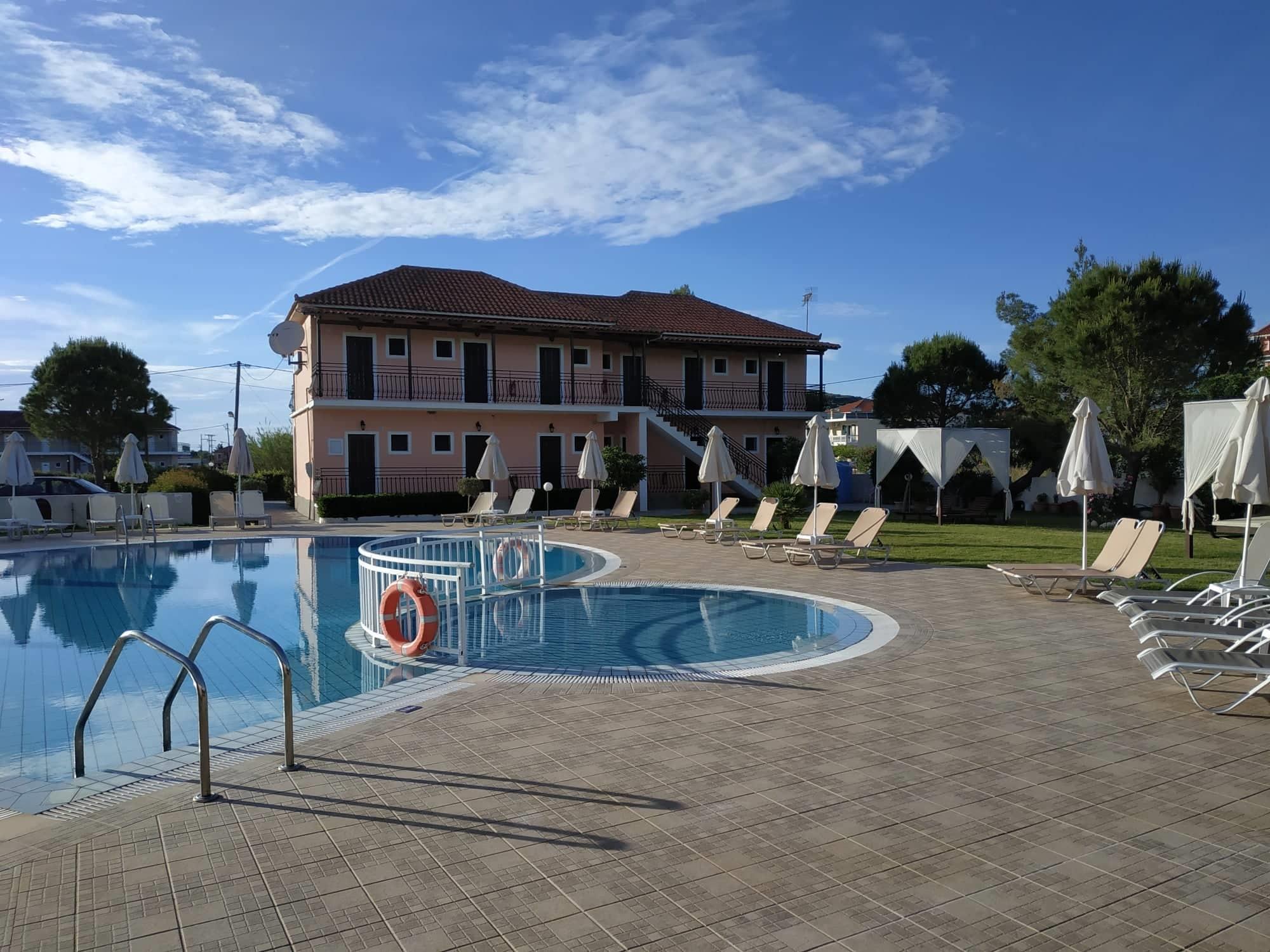 Eleni'S Garden & Castello Suites Αλυκανάς Εξωτερικό φωτογραφία