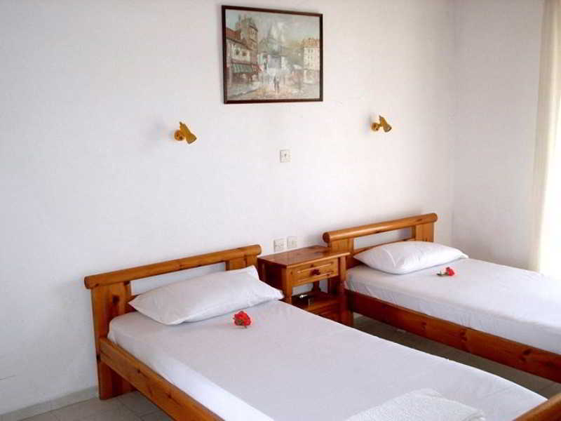 Eleni'S Garden & Castello Suites Αλυκανάς Εξωτερικό φωτογραφία